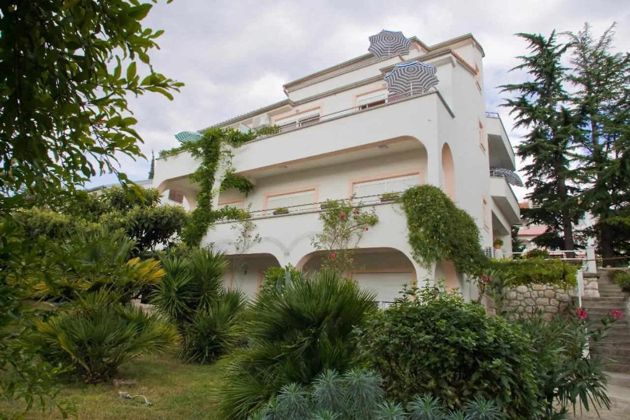 Apartments In Dramalj 41602 Croatia
