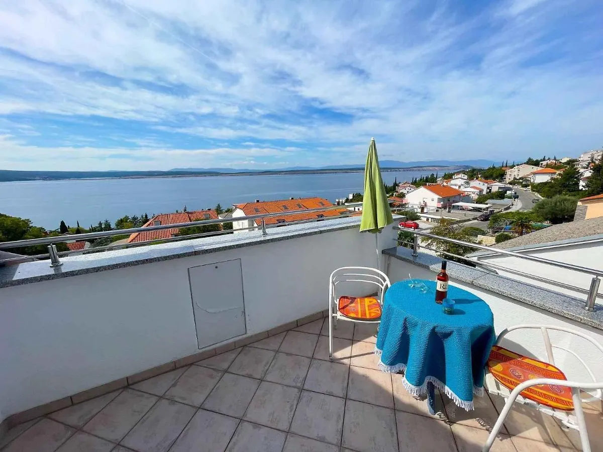 Apartments In Dramalj 41602