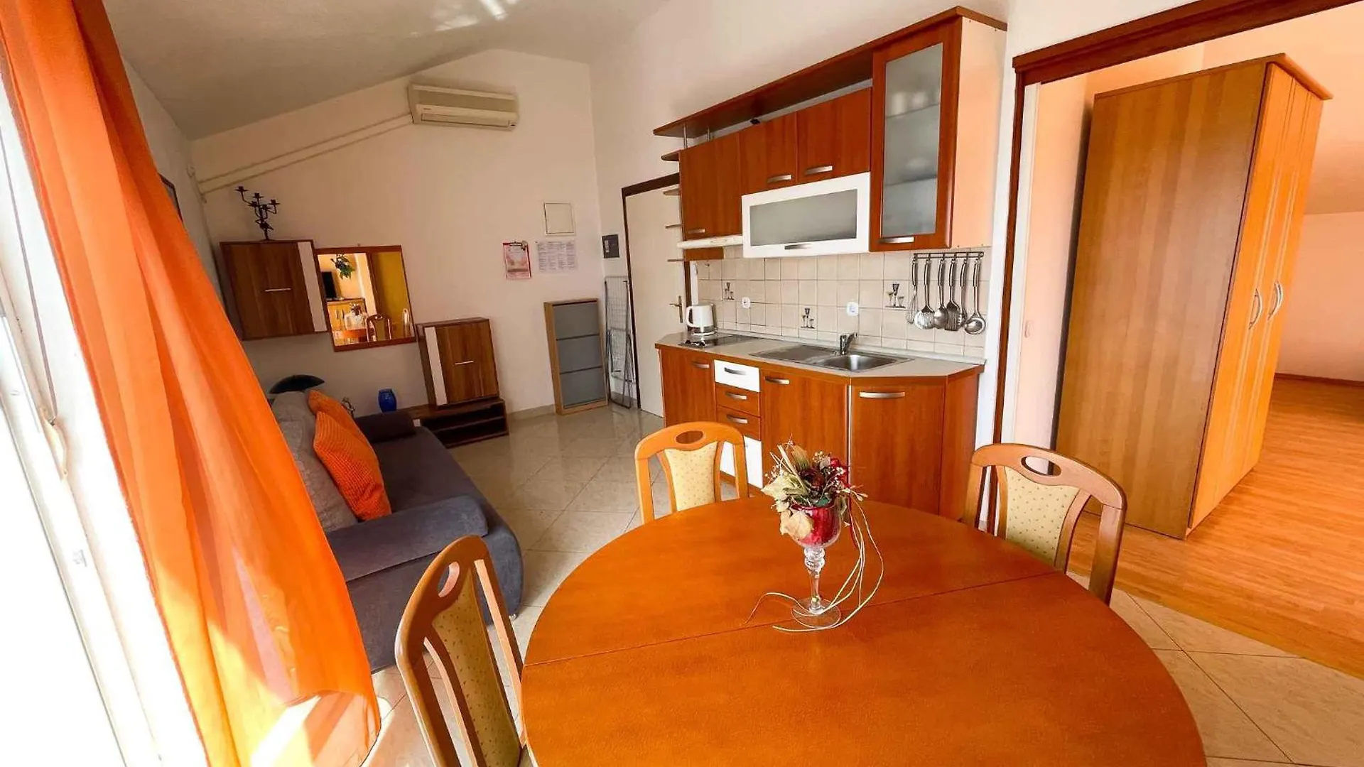 Apartments In Dramalj 41602
