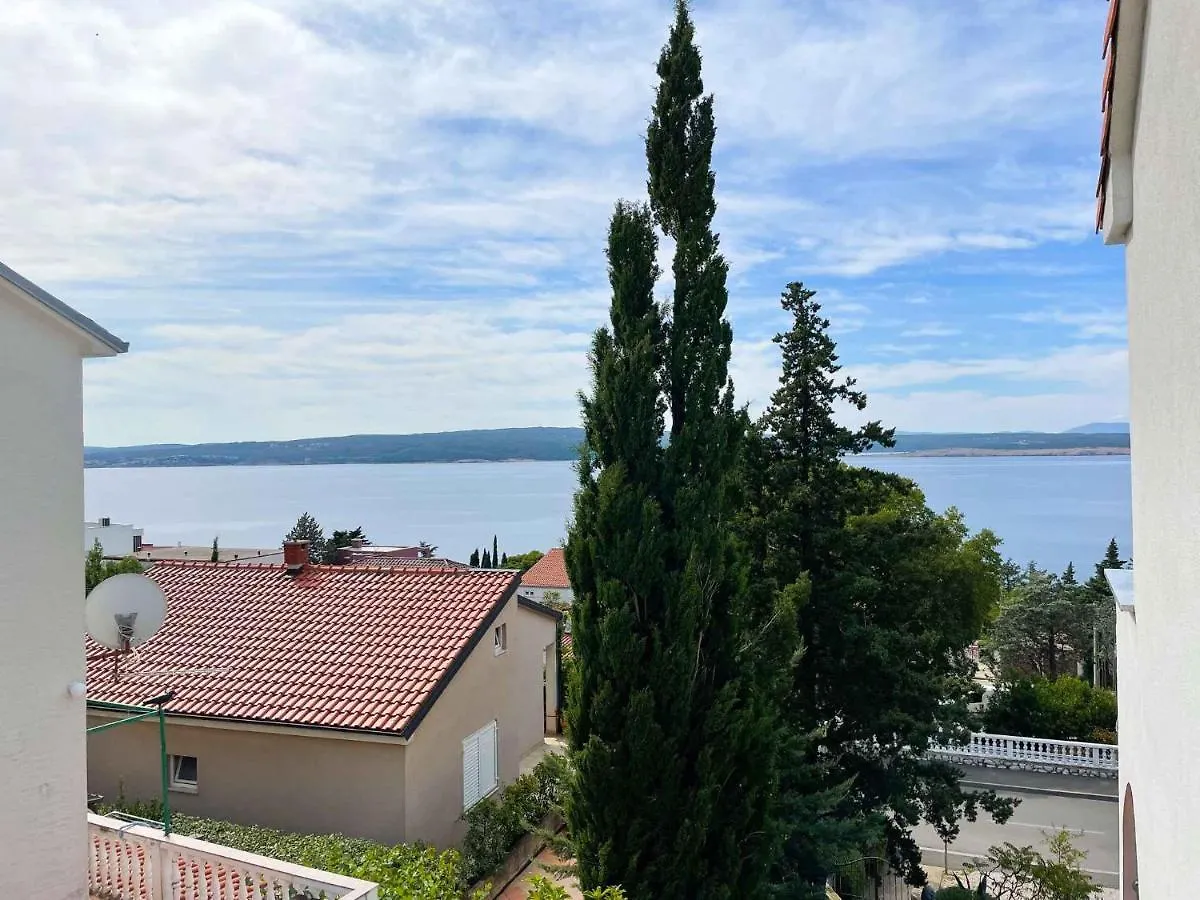 Apartments In Dramalj 41602
