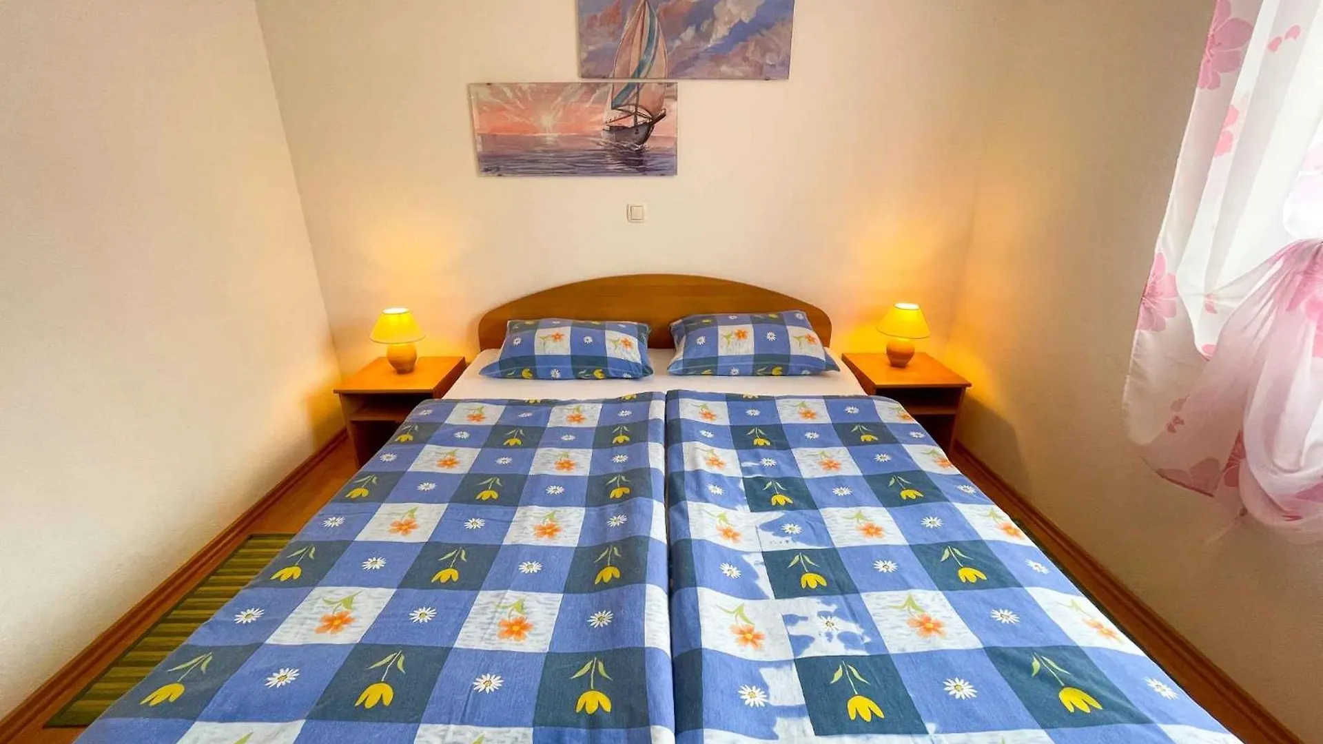 Apartments In Dramalj 41602